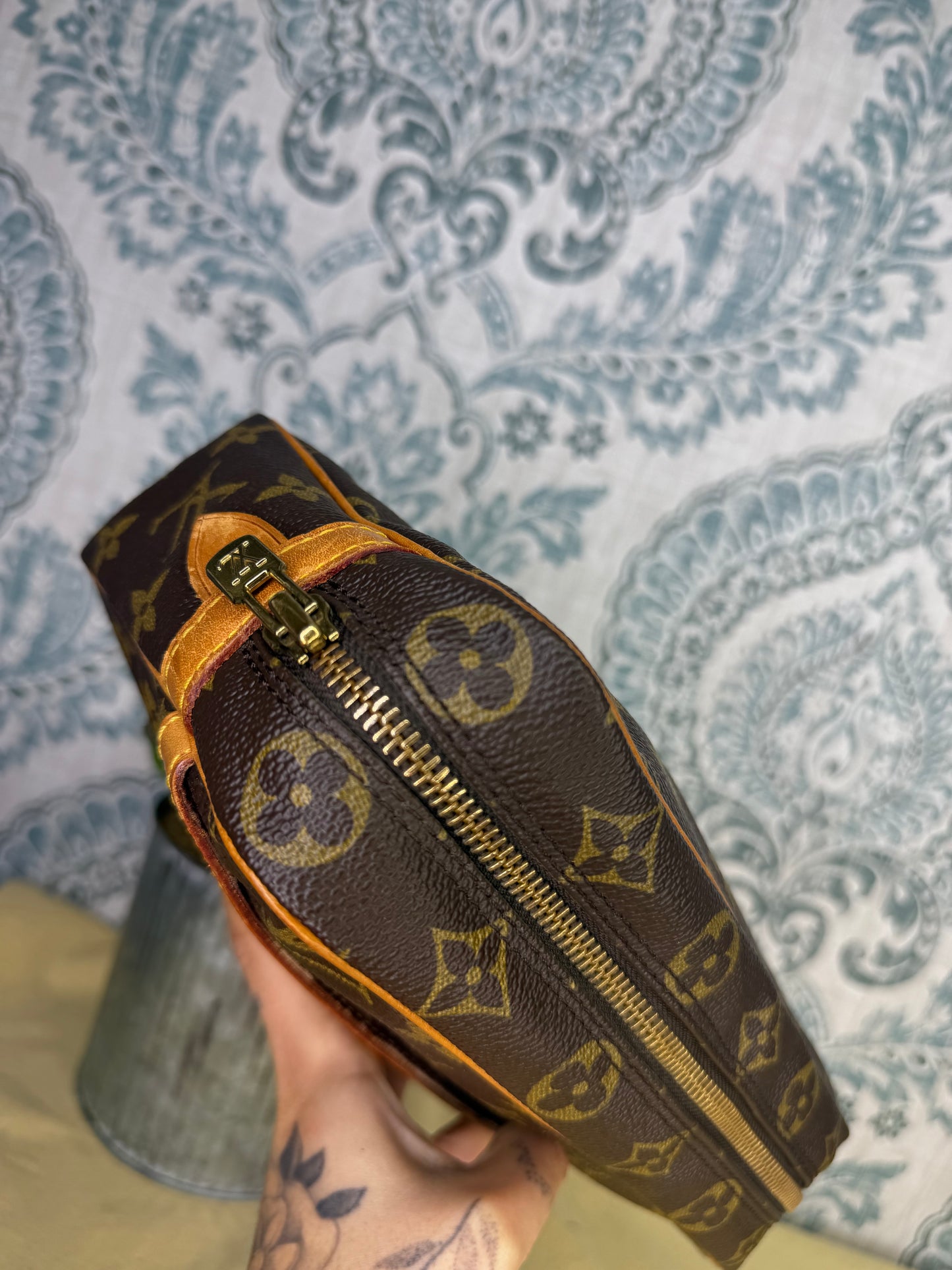 Louis Vuitton Compiegne 23