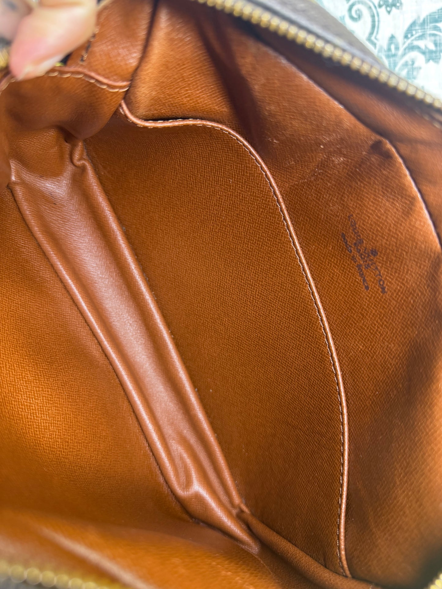 Louis Vuitton Compiegne 23