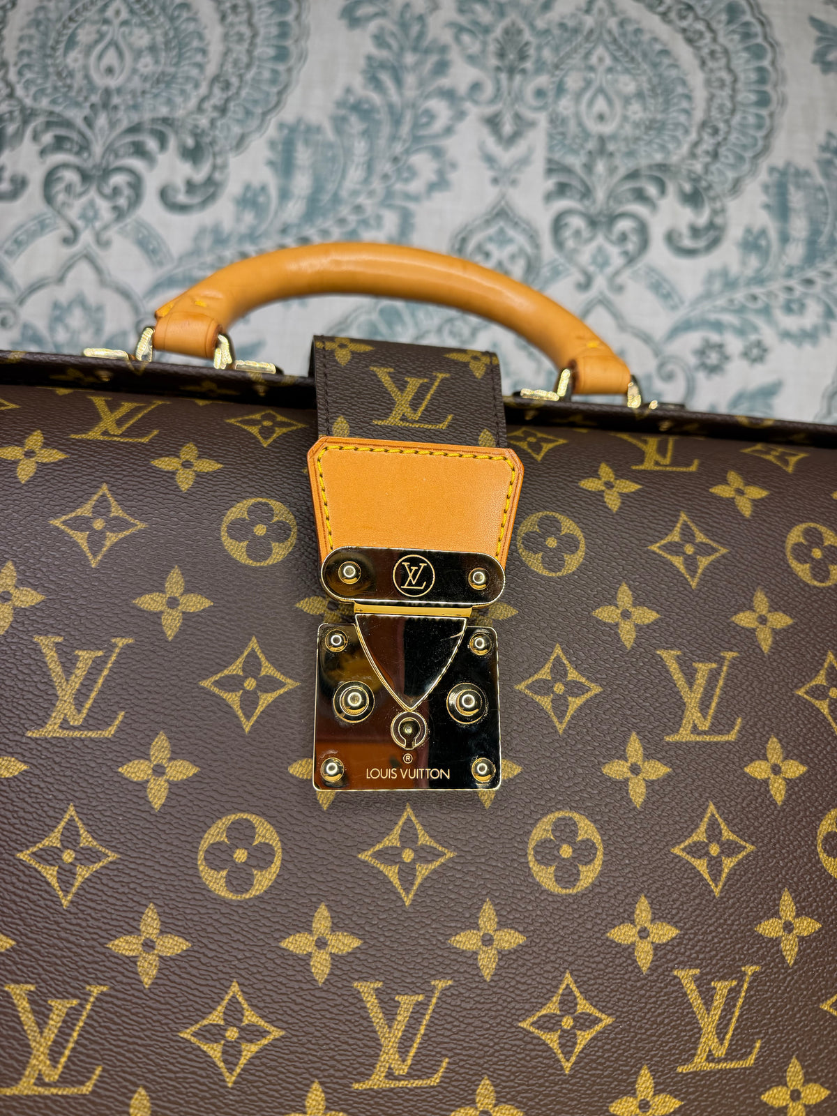 Louis Vuitton Serviette Fermoir Briefcase
