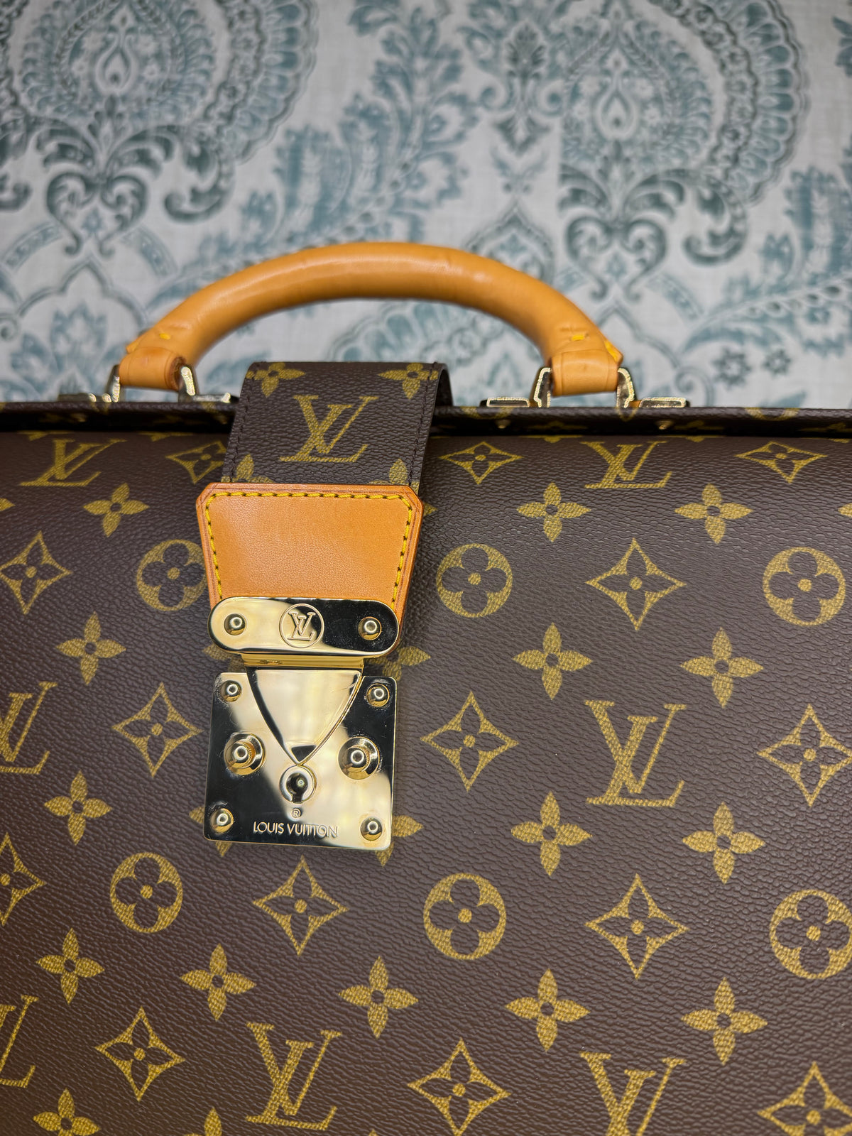 Louis Vuitton Serviette Fermoir Briefcase