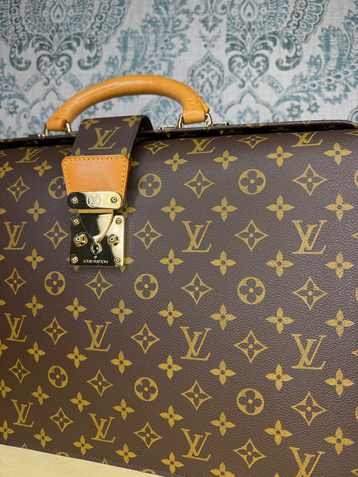 Louis Vuitton Serviette Fermoir Briefcase