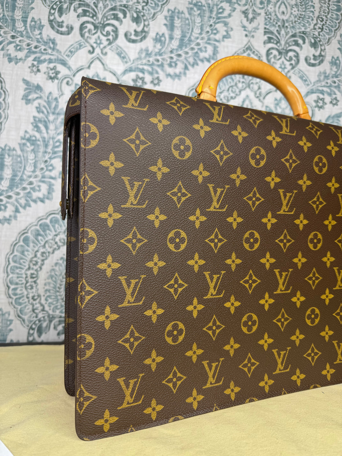 Louis Vuitton Serviette Fermoir Briefcase