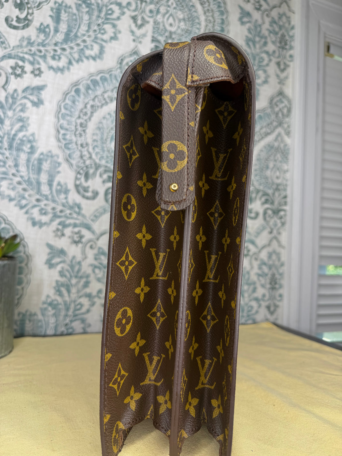 Louis Vuitton Serviette Fermoir Briefcase