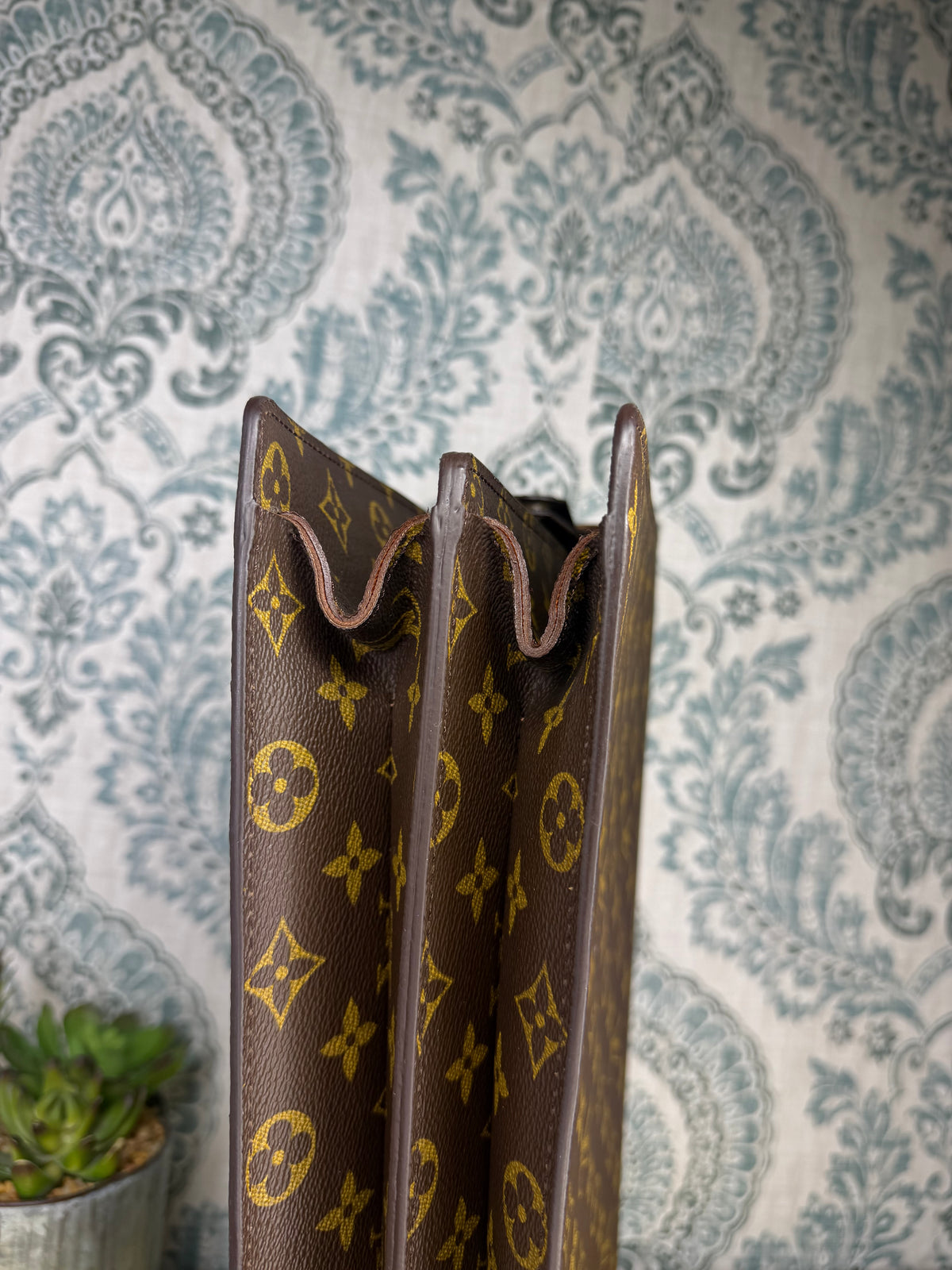 Louis Vuitton Serviette Fermoir Briefcase