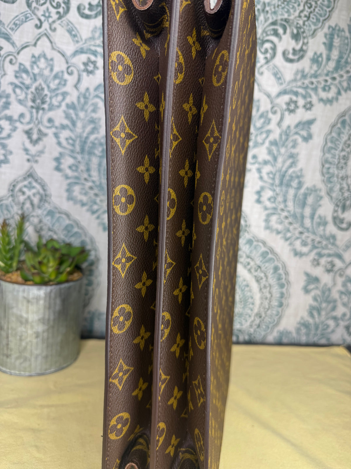 Louis Vuitton Serviette Fermoir Briefcase