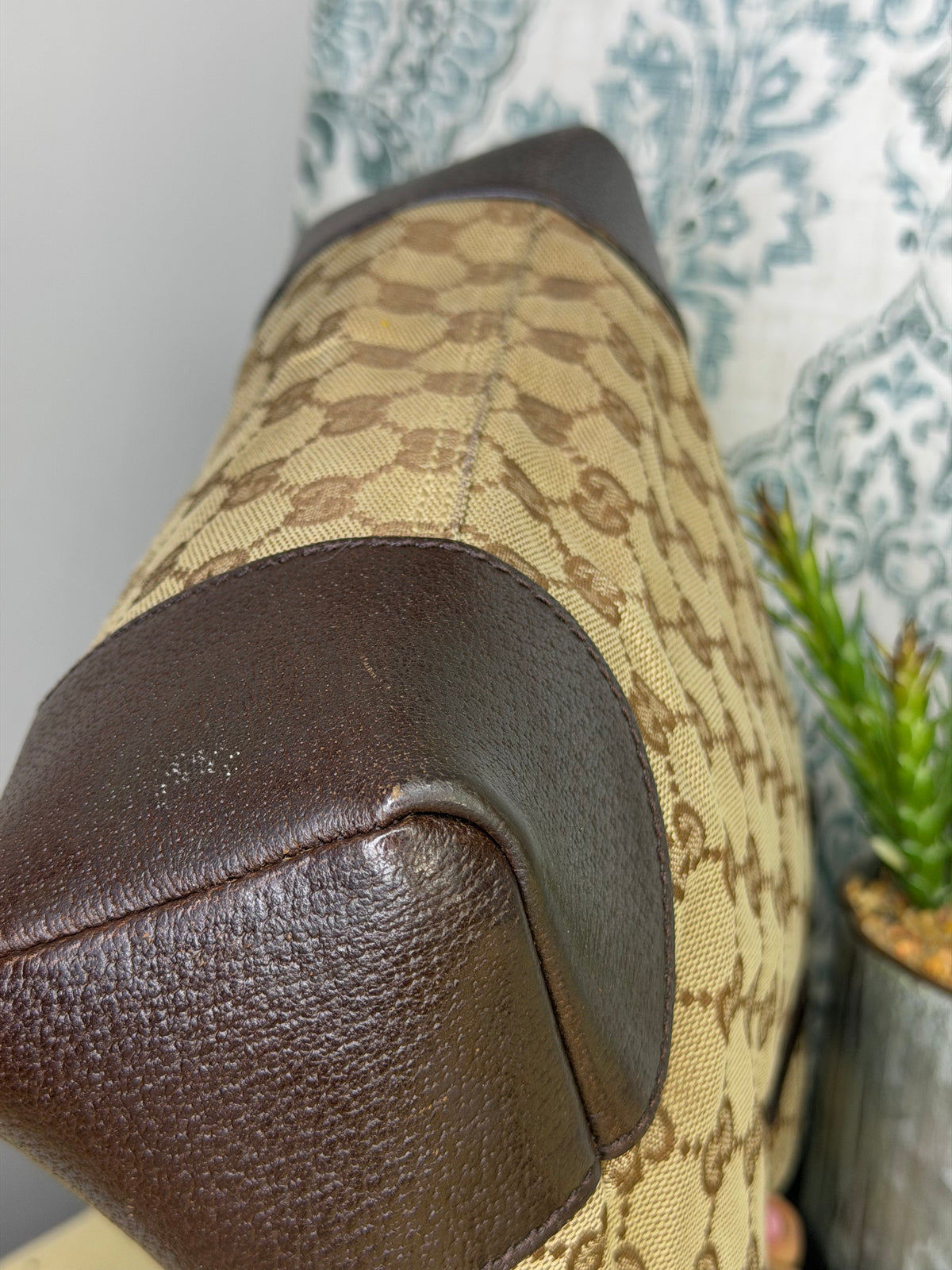 Gucci Joy Messenger Bag Dark Brown