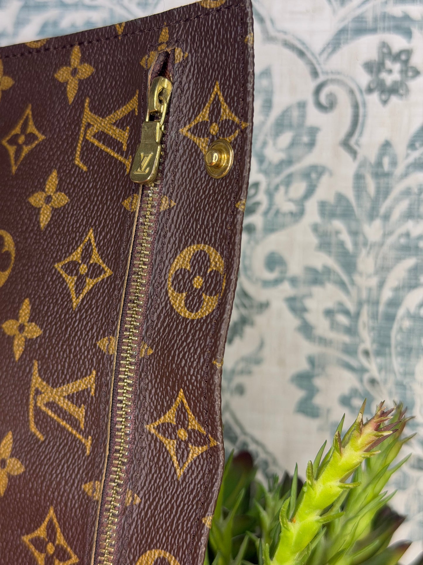 Louis Vuitton Randonnee Pouch