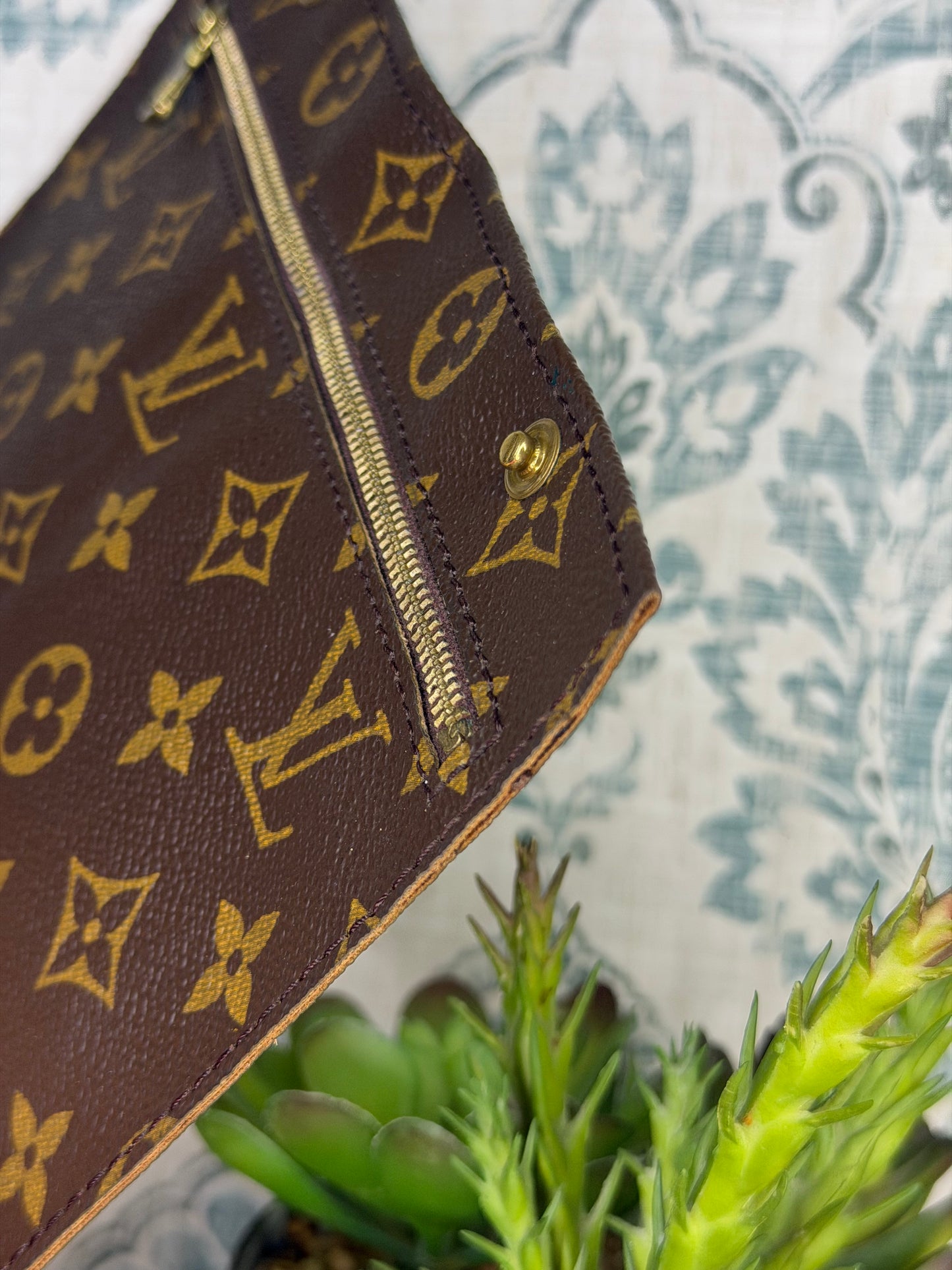 Louis Vuitton Randonnee Pouch