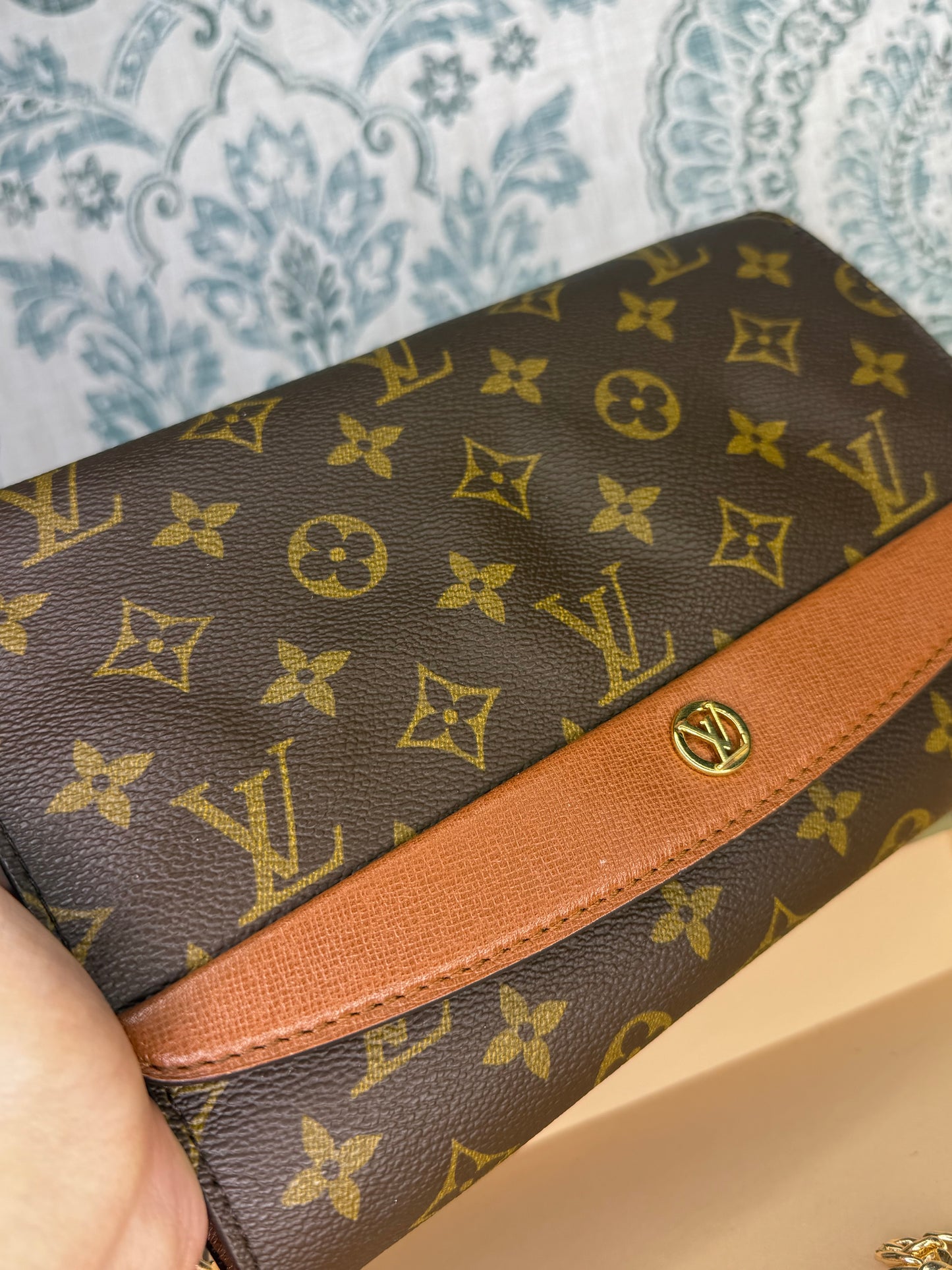 Louis Vuitton Pochette Bordeaux