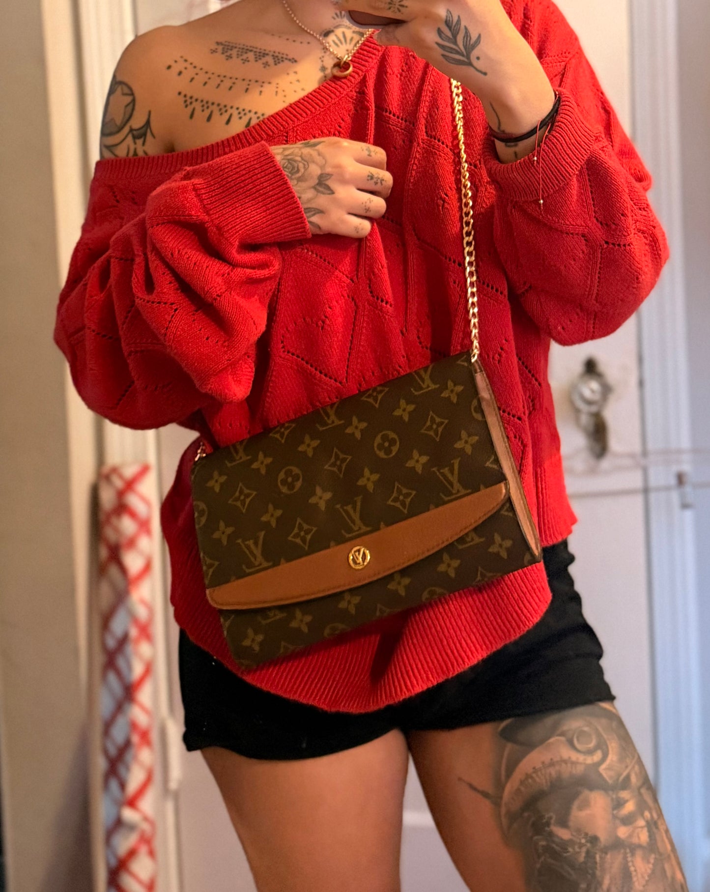 Louis Vuitton Pochette Bordeaux