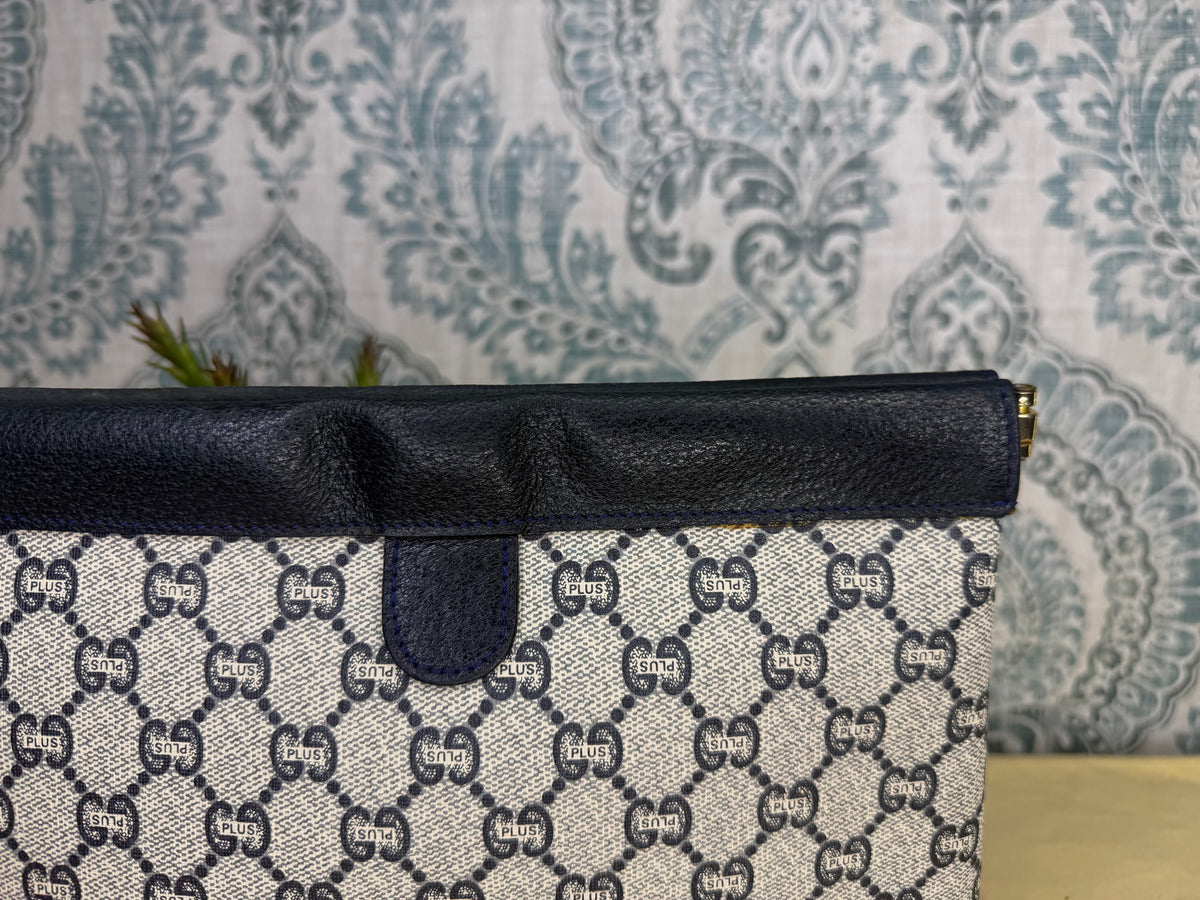 Gucci Plus Clutch Navy