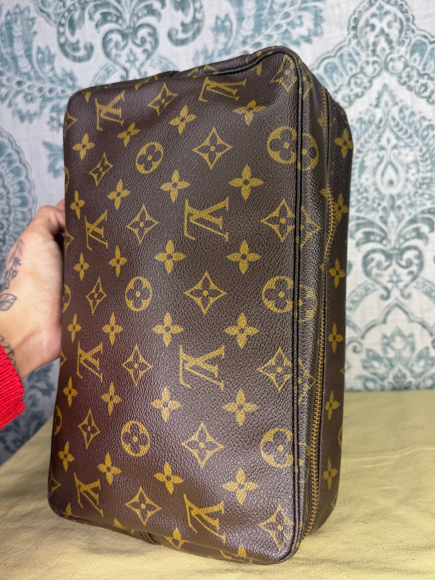 Louis Vuitton Trousse 28