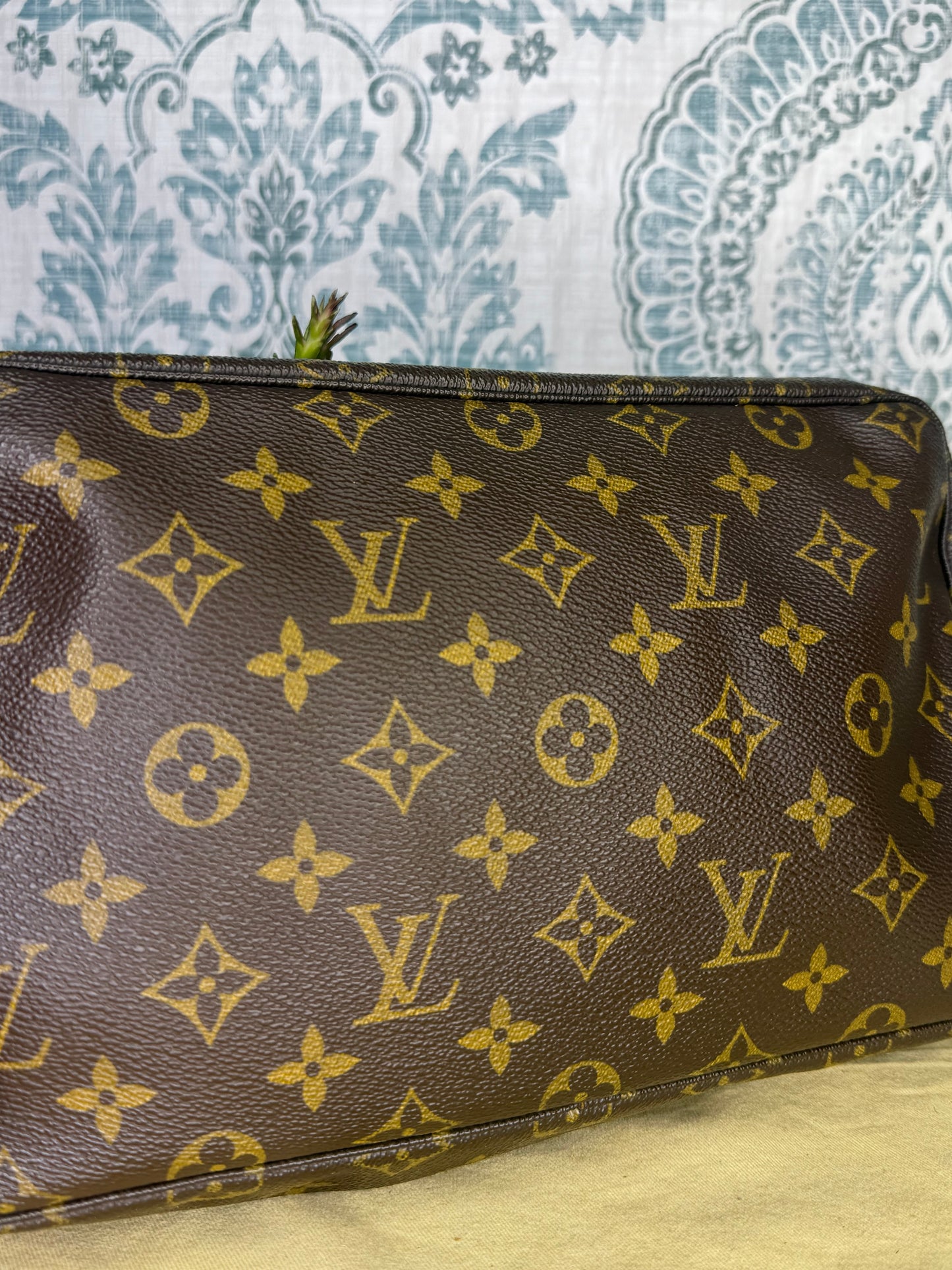 Louis Vuitton Trousse 28