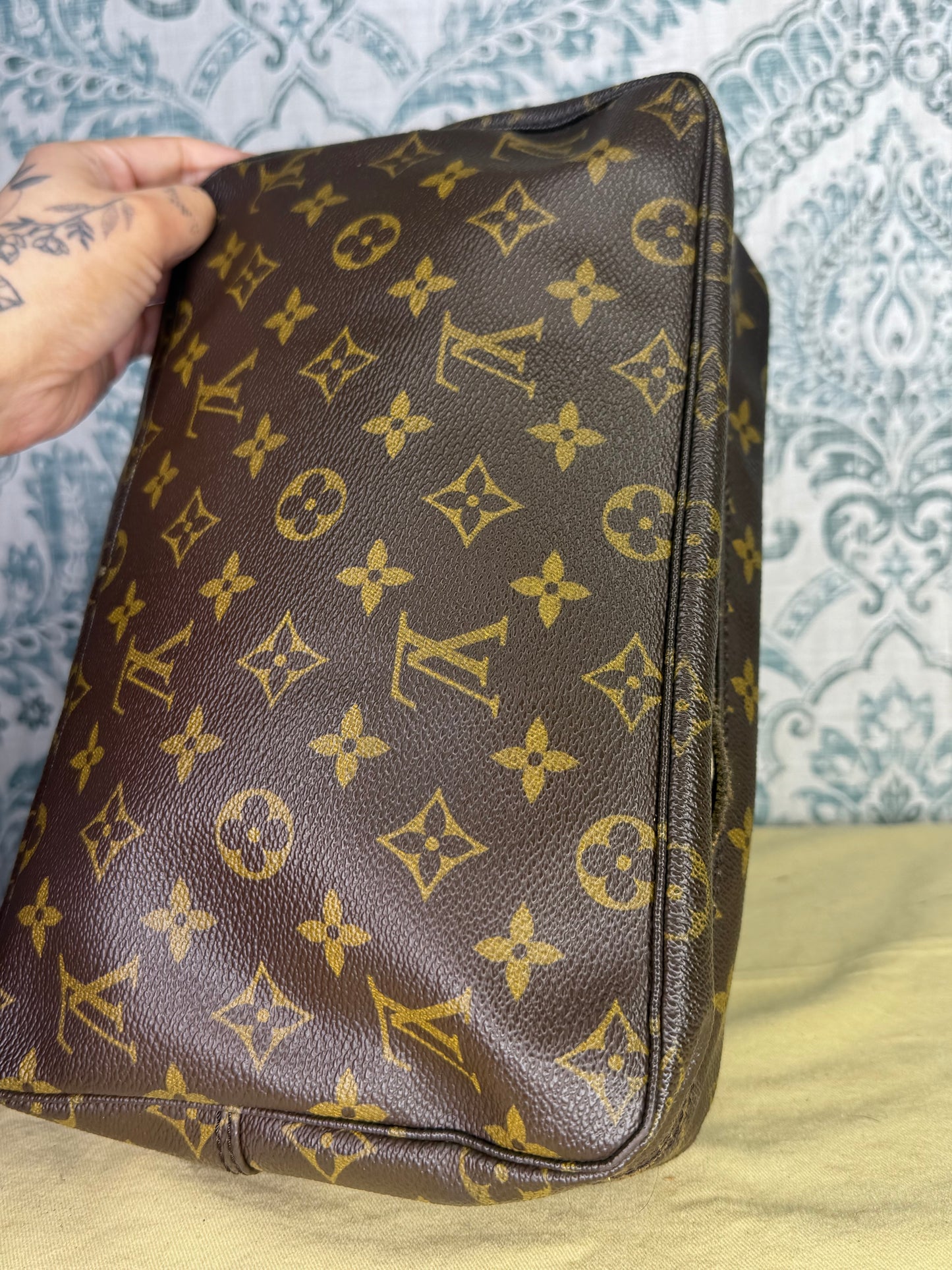 Louis Vuitton Trousse 28