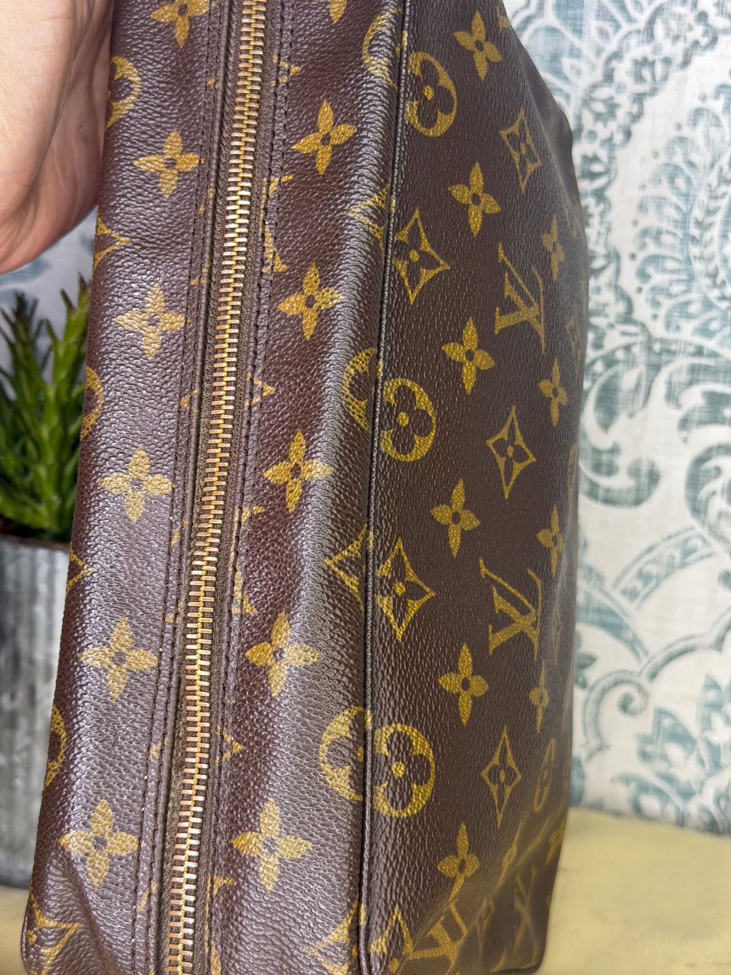 Louis Vuitton Trousse 28