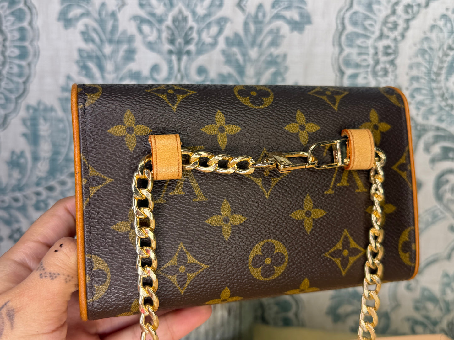 Louis Vuitton Pochette Florentine