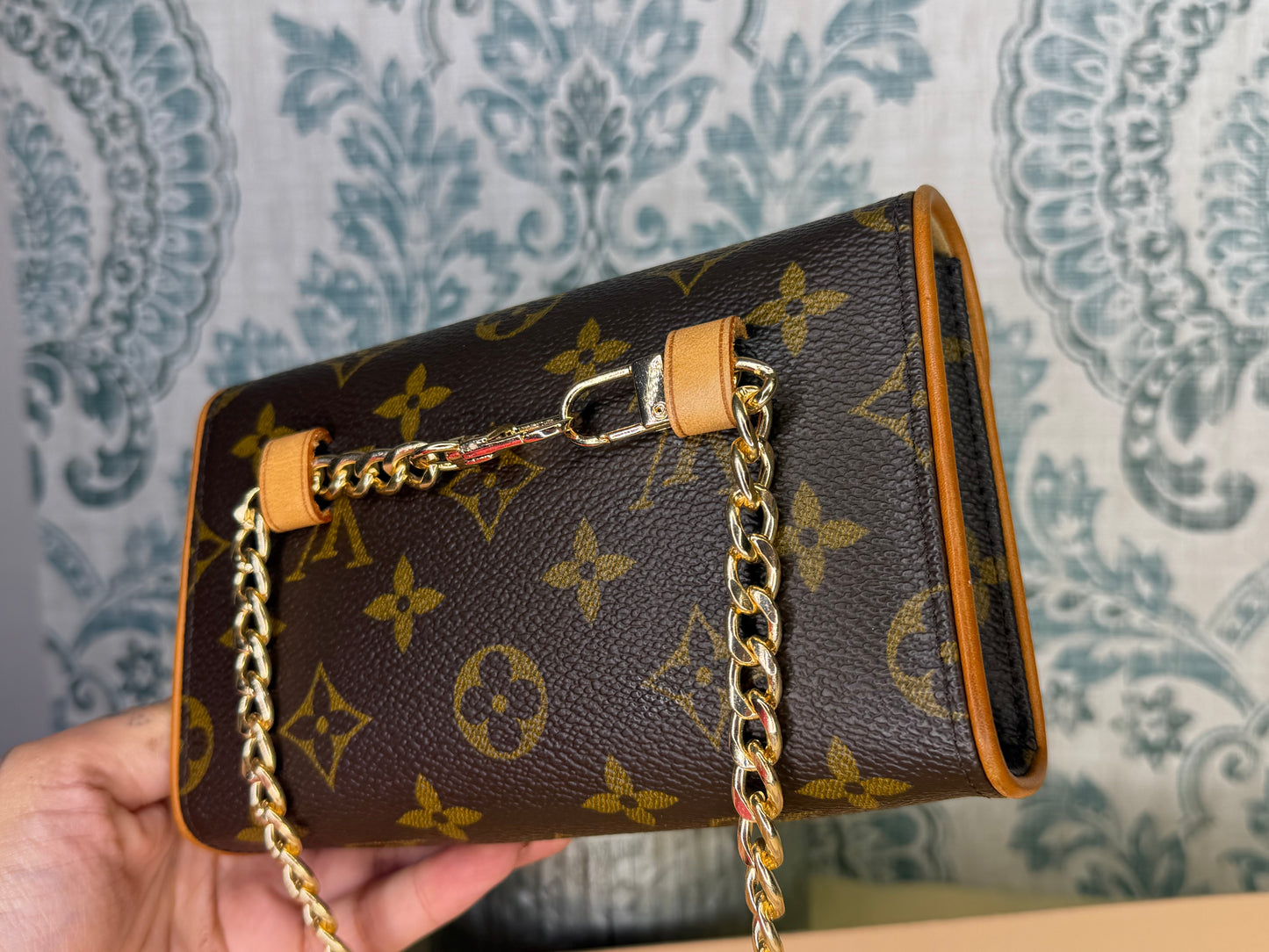 Louis Vuitton Pochette Florentine