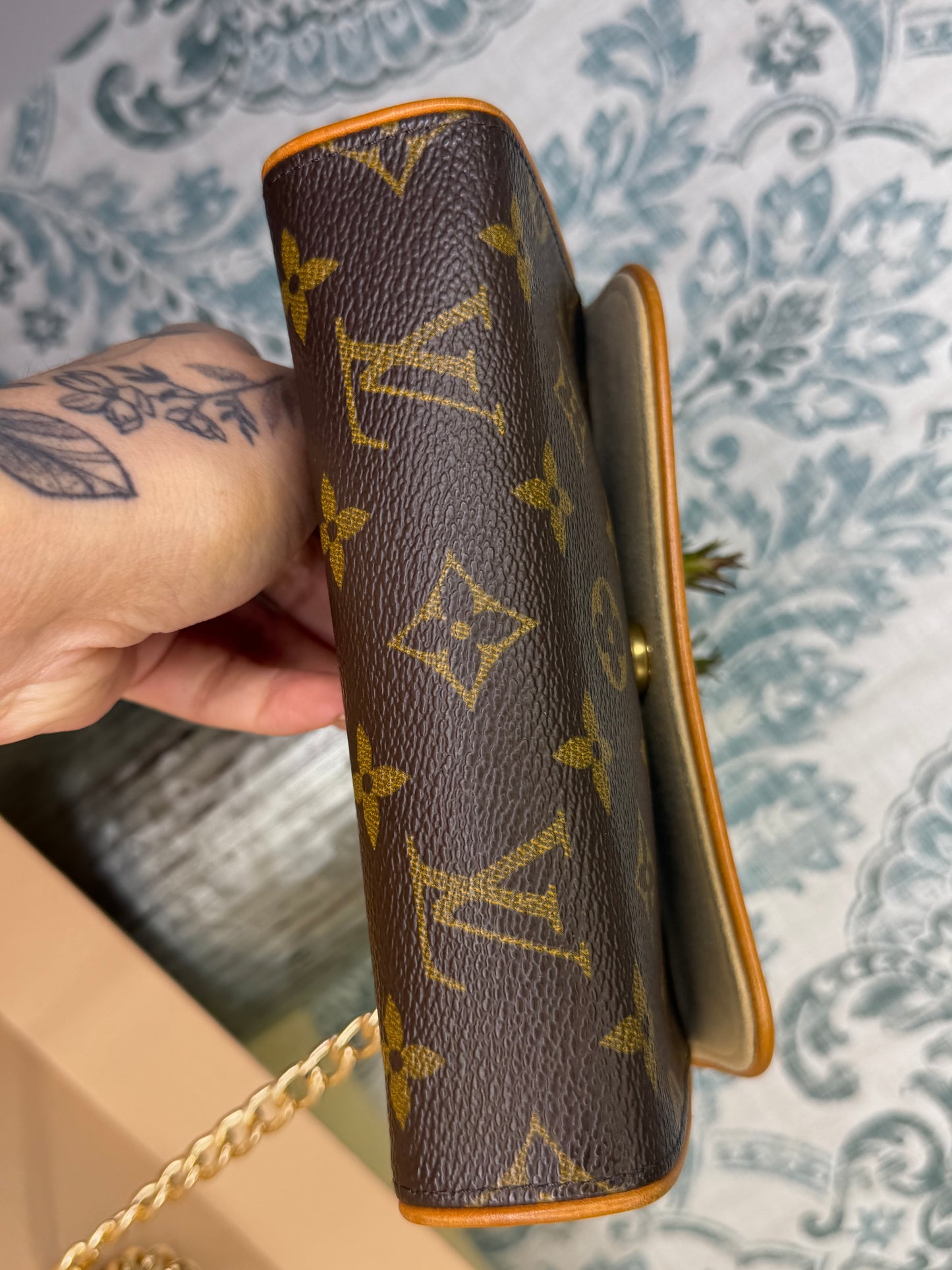 Louis Vuitton Pochette Florentine
