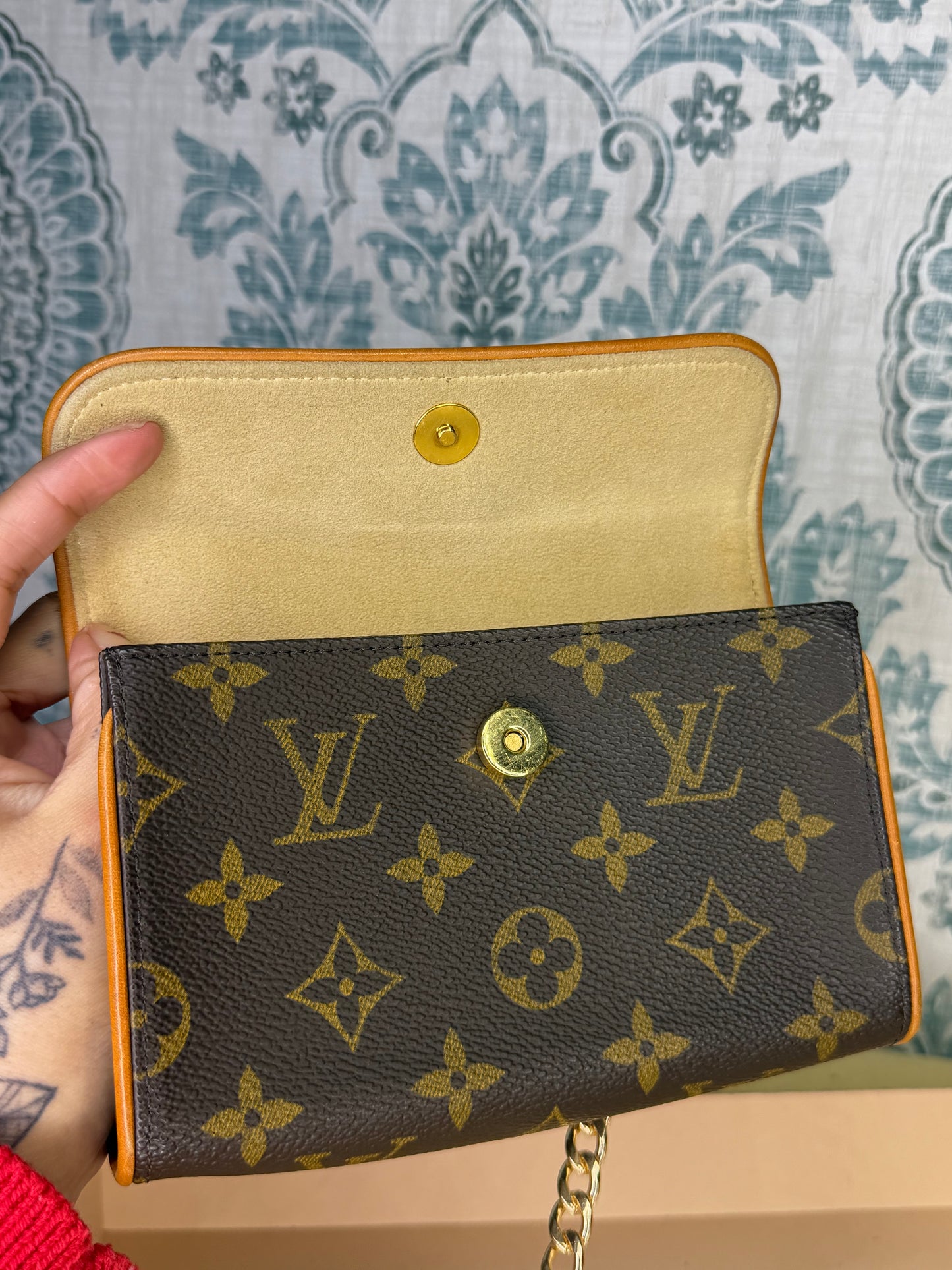 Louis Vuitton Pochette Florentine