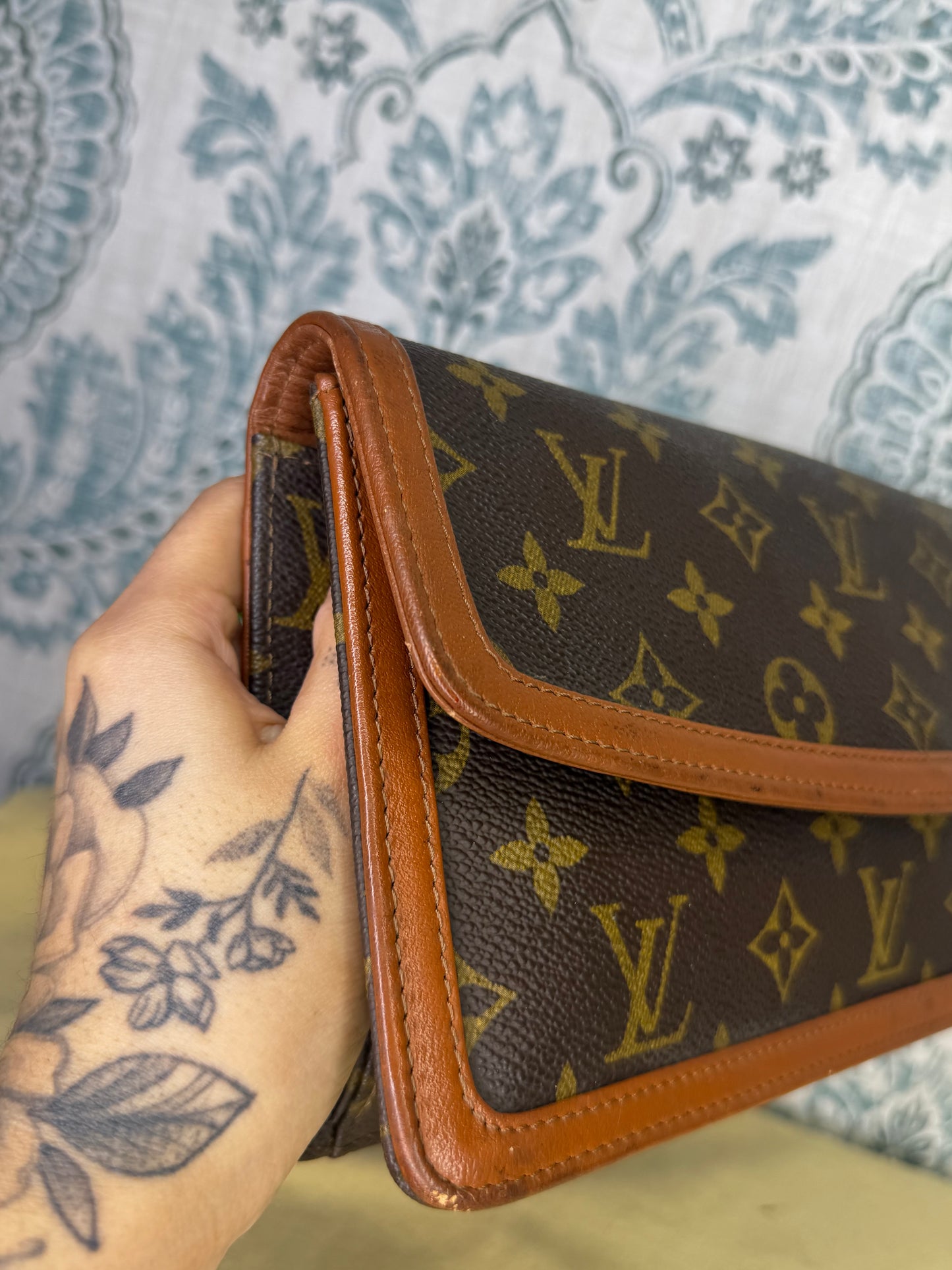 Louis Vuitton Pochette Dame PM Clutch