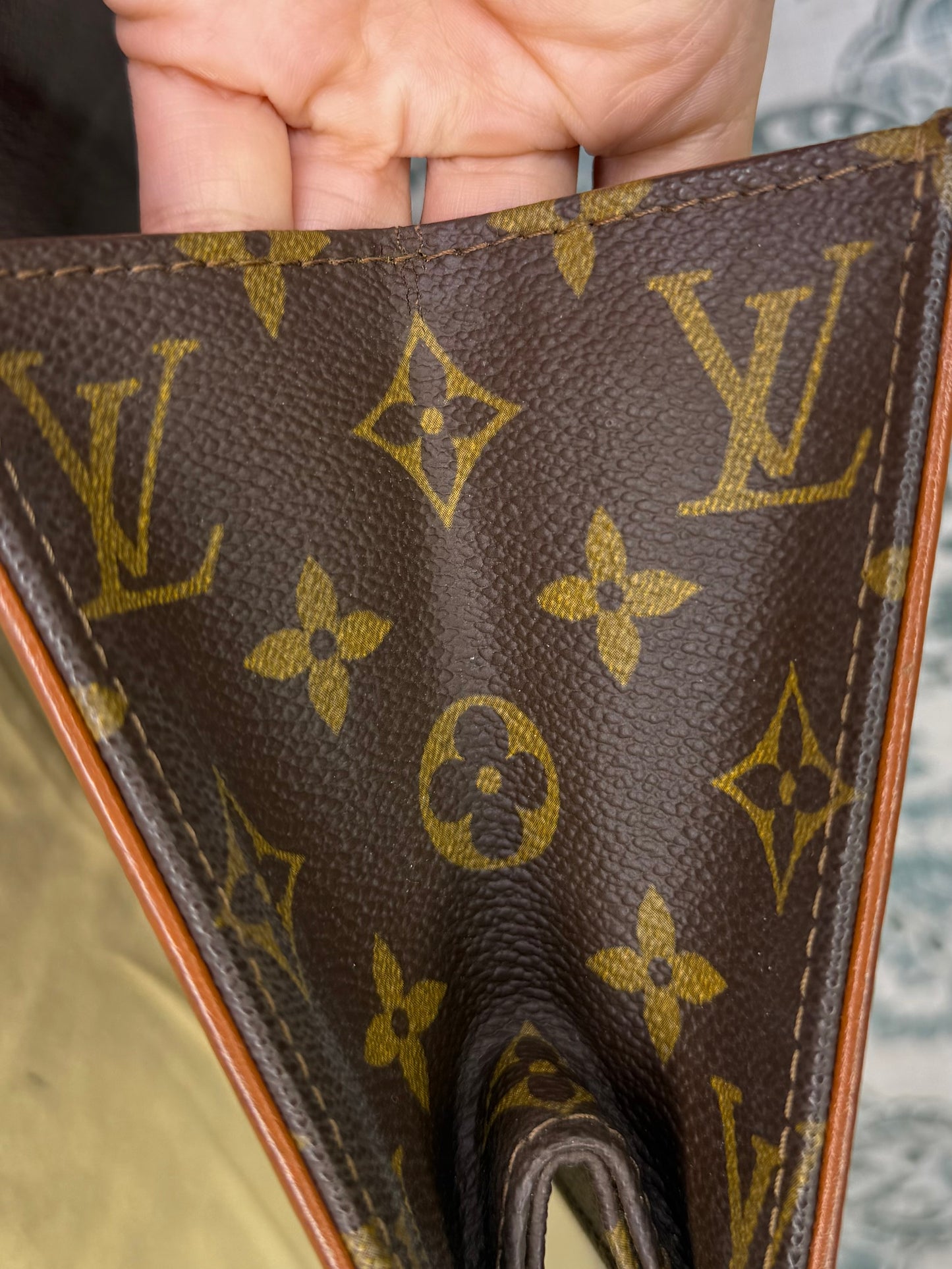 Louis Vuitton Pochette Dame PM Clutch