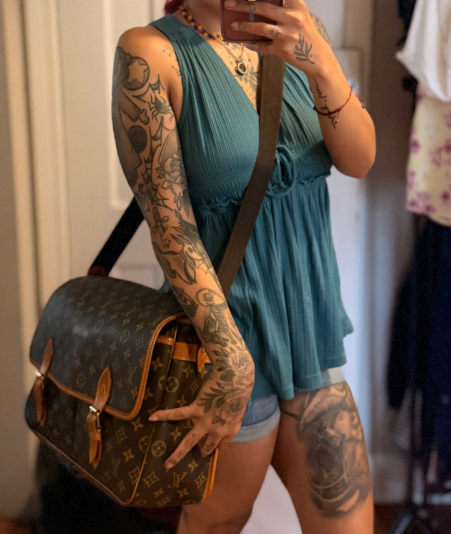 Louis Vuitton Sac Gibeciere GM