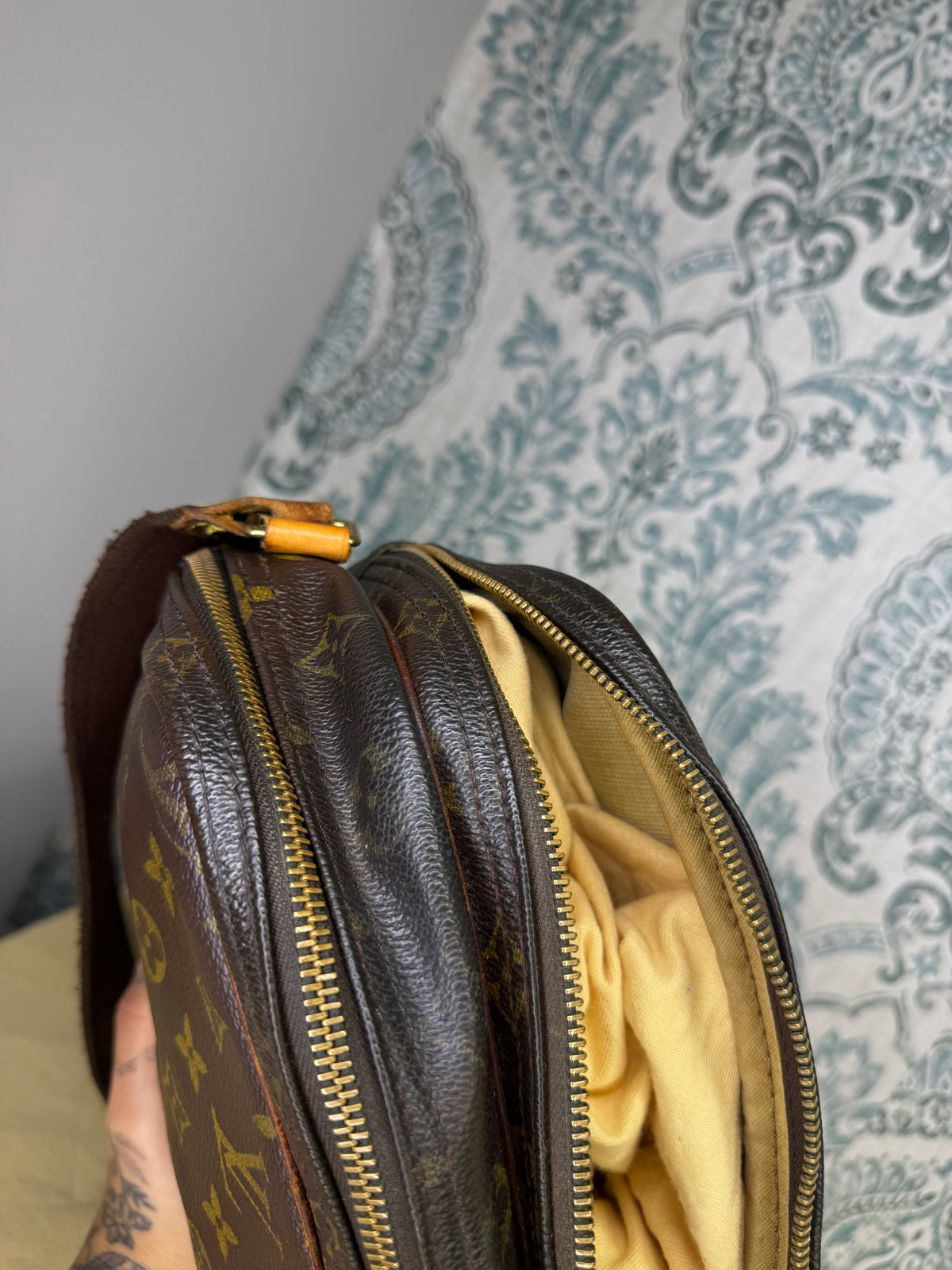 Louis Vuitton Reporter PM