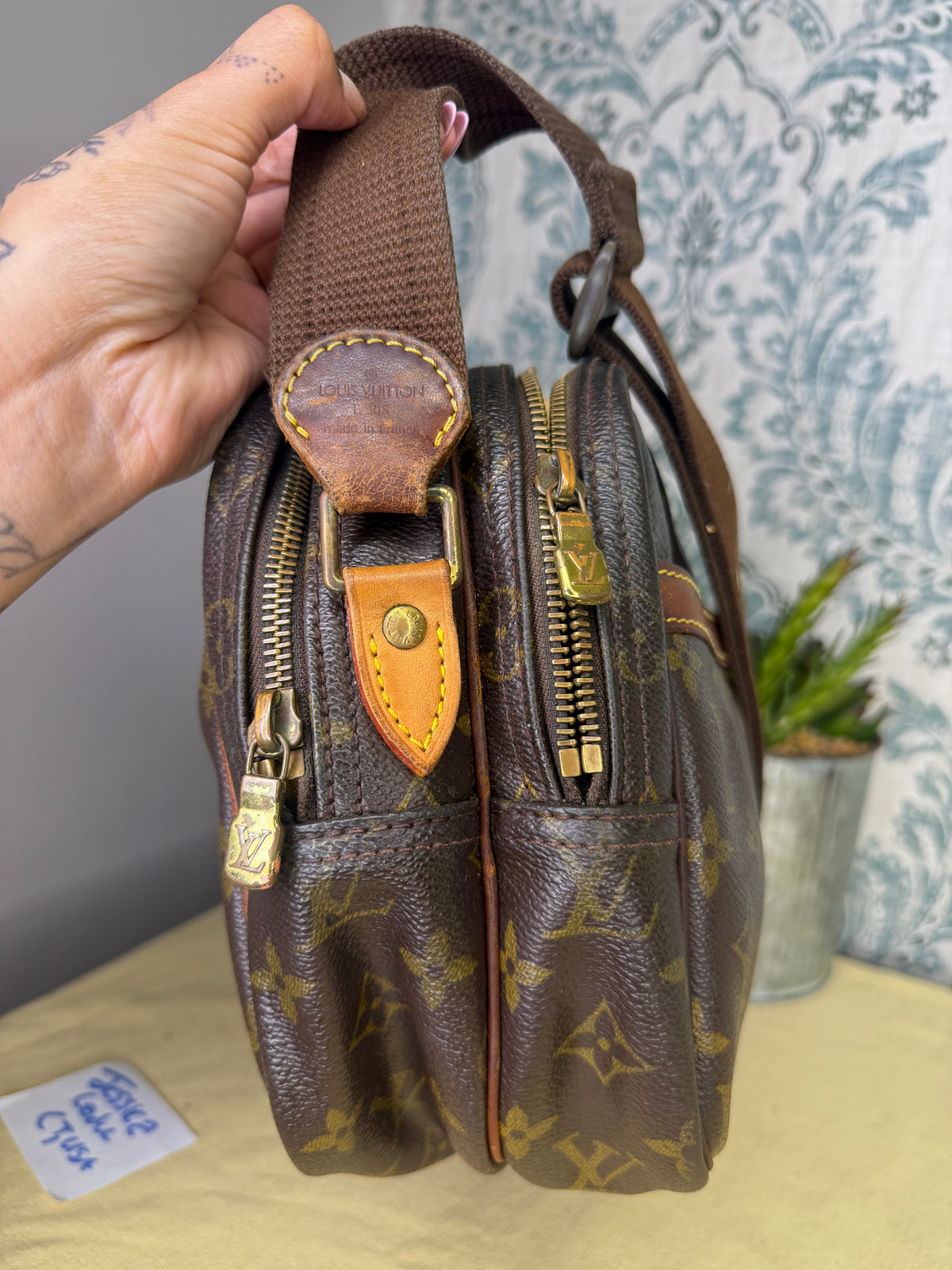 Louis Vuitton Reporter PM