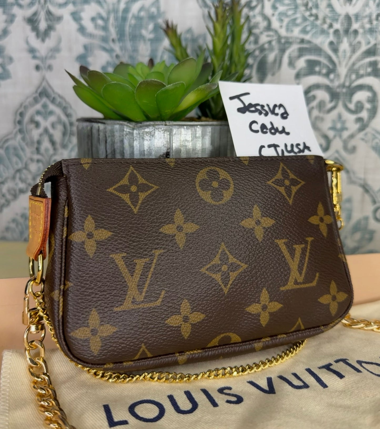 Louis Vuitton Mini Pochette