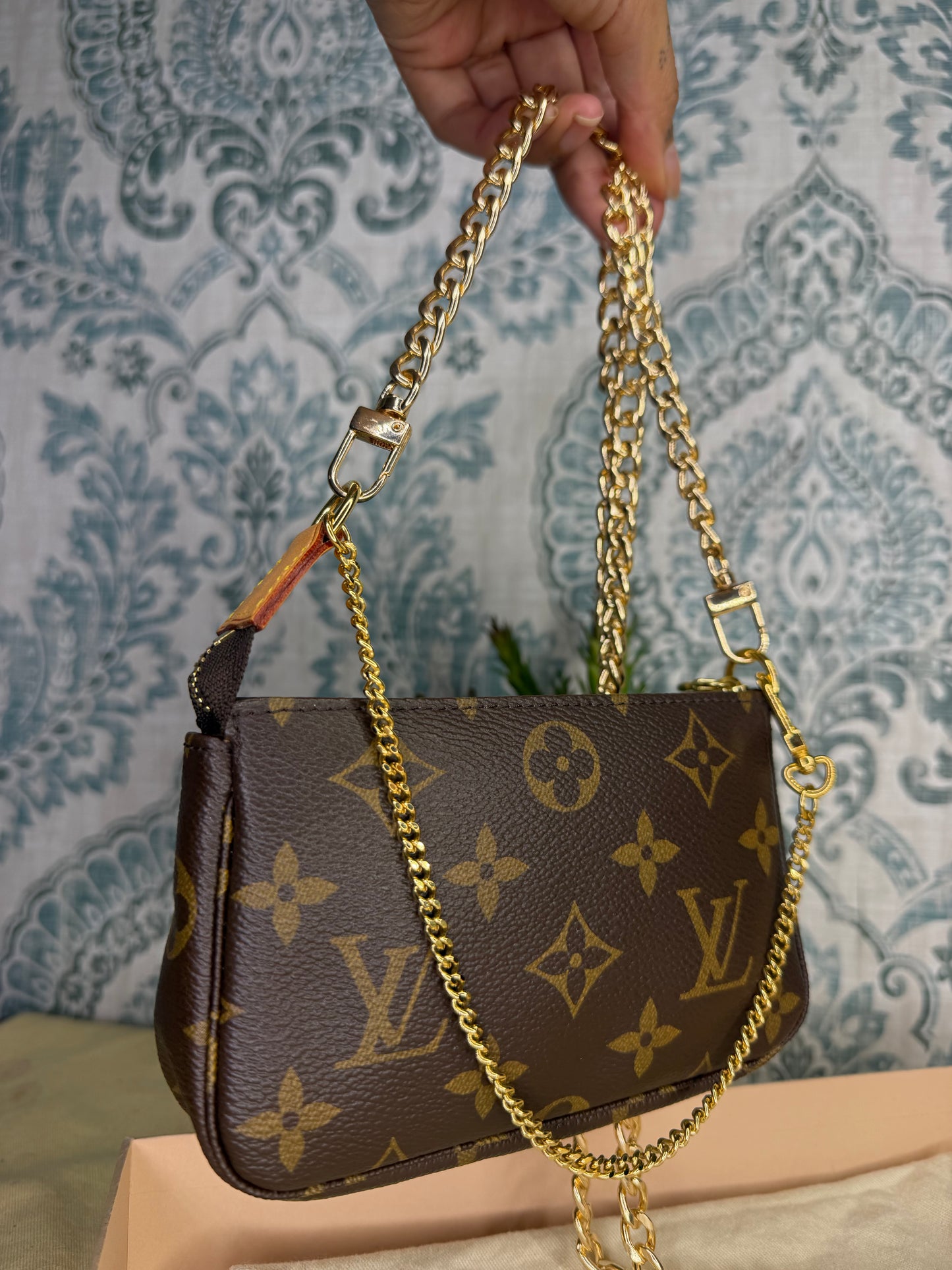 Louis Vuitton Mini Pochette