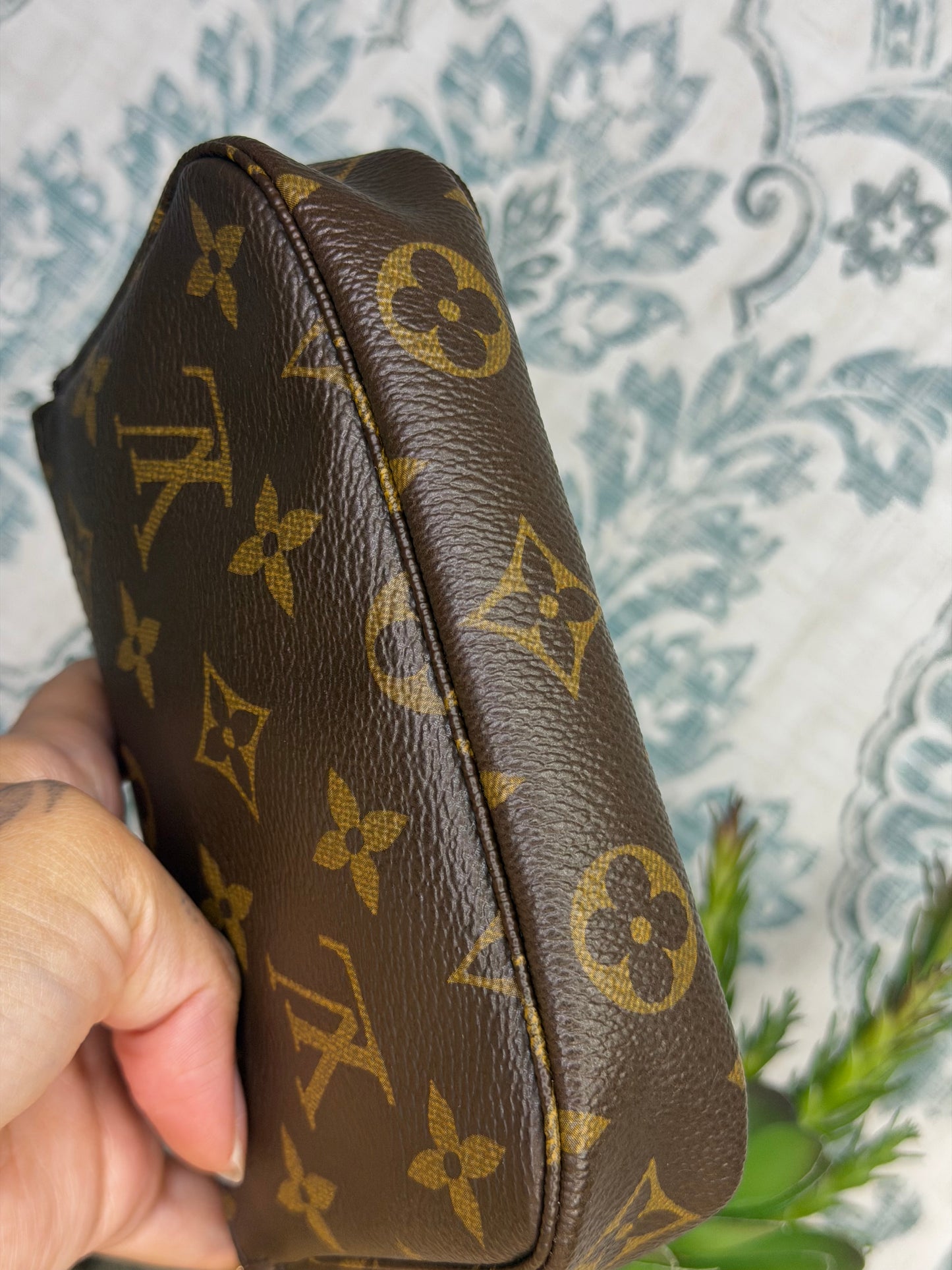 Louis Vuitton Mini Pochette