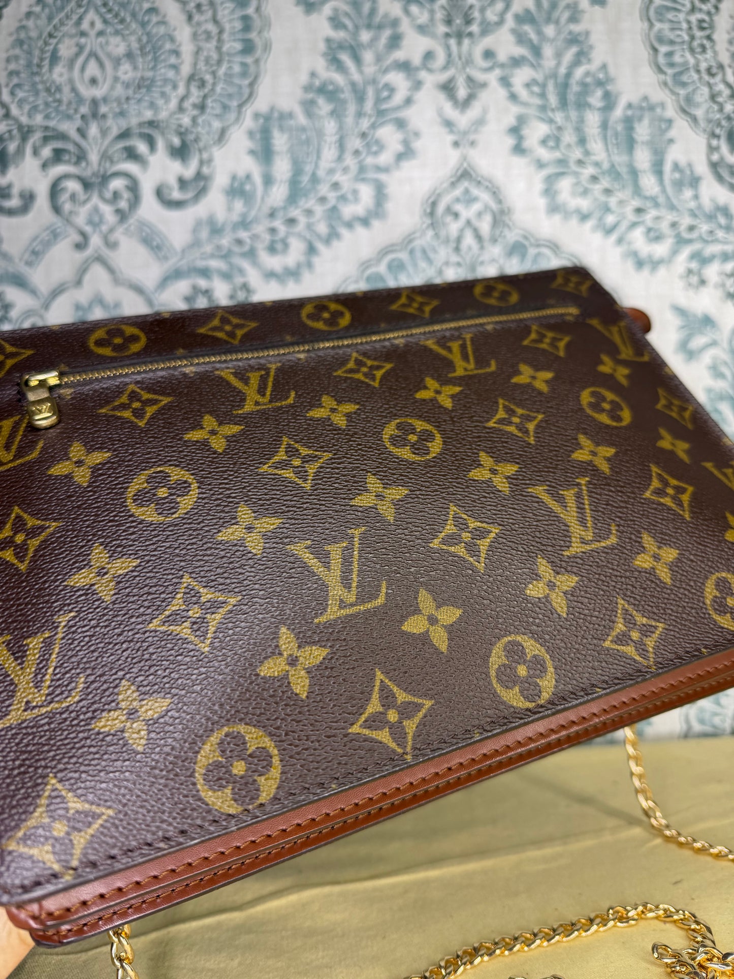 Louis Vuitton Enghien