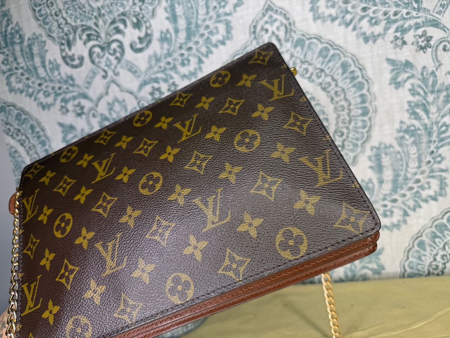 Louis Vuitton Enghien