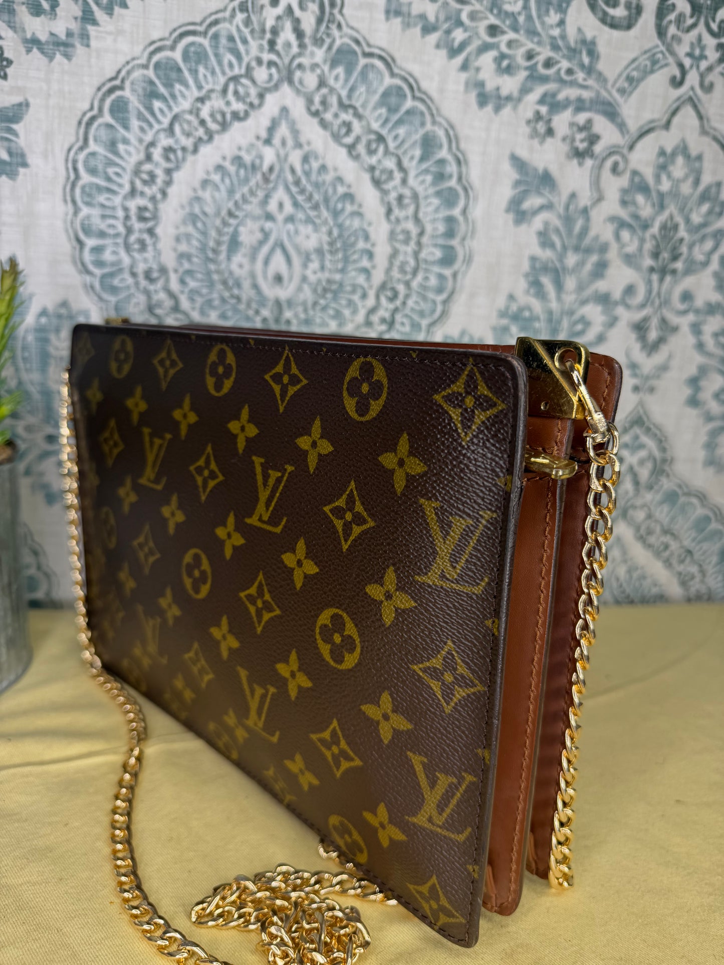 Louis Vuitton Enghien