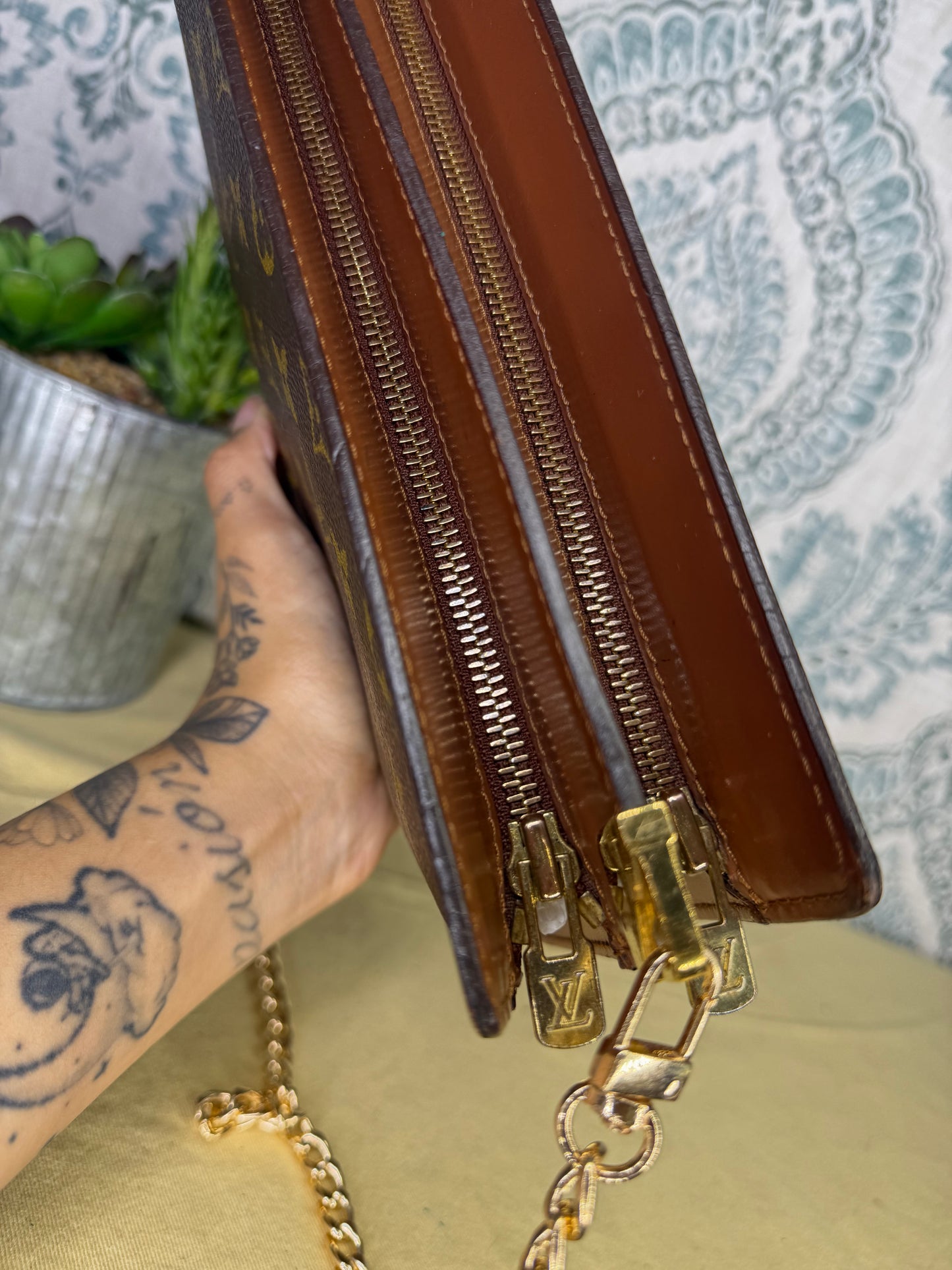 Louis Vuitton Enghien