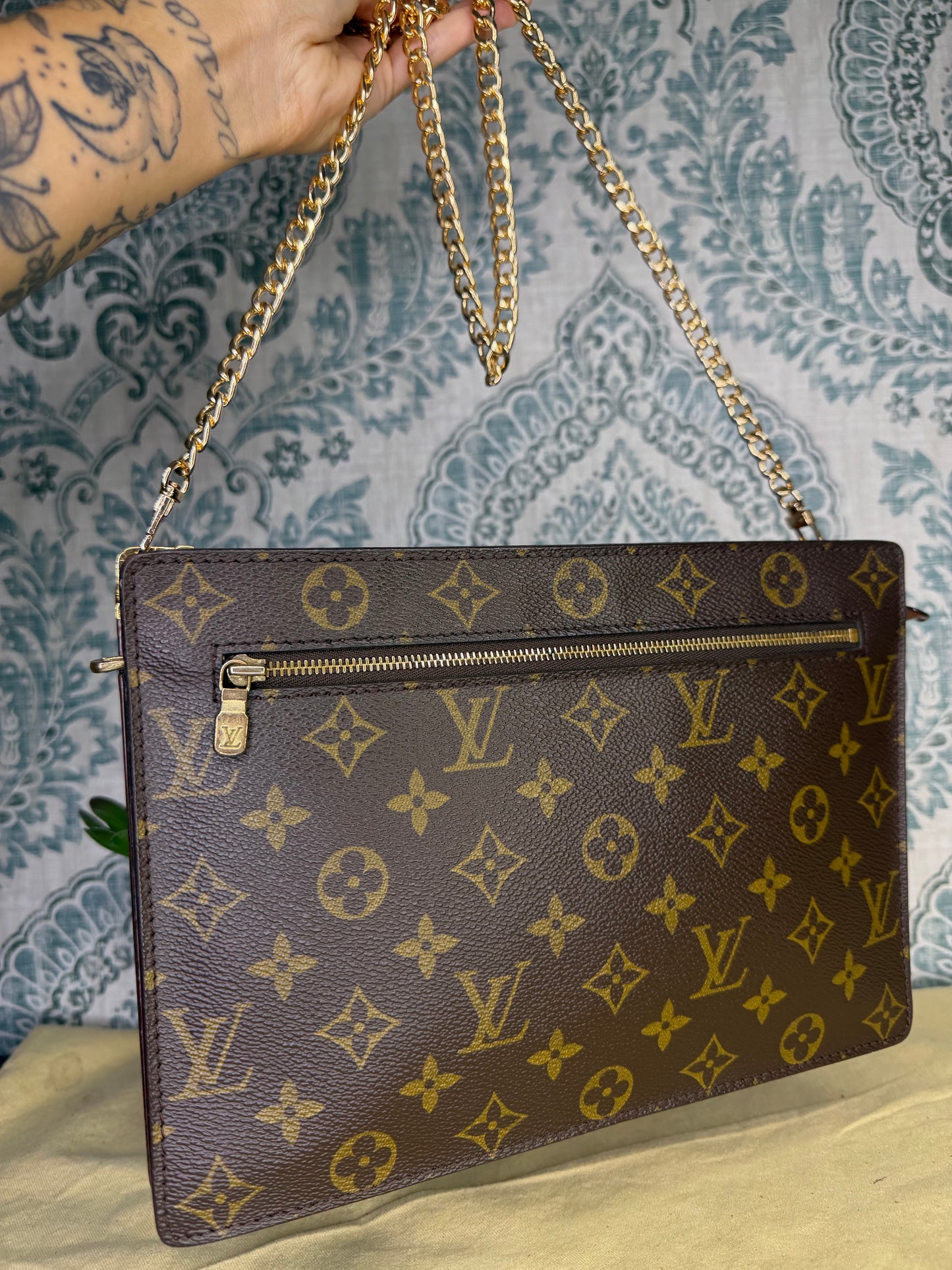 Louis Vuitton Enghien