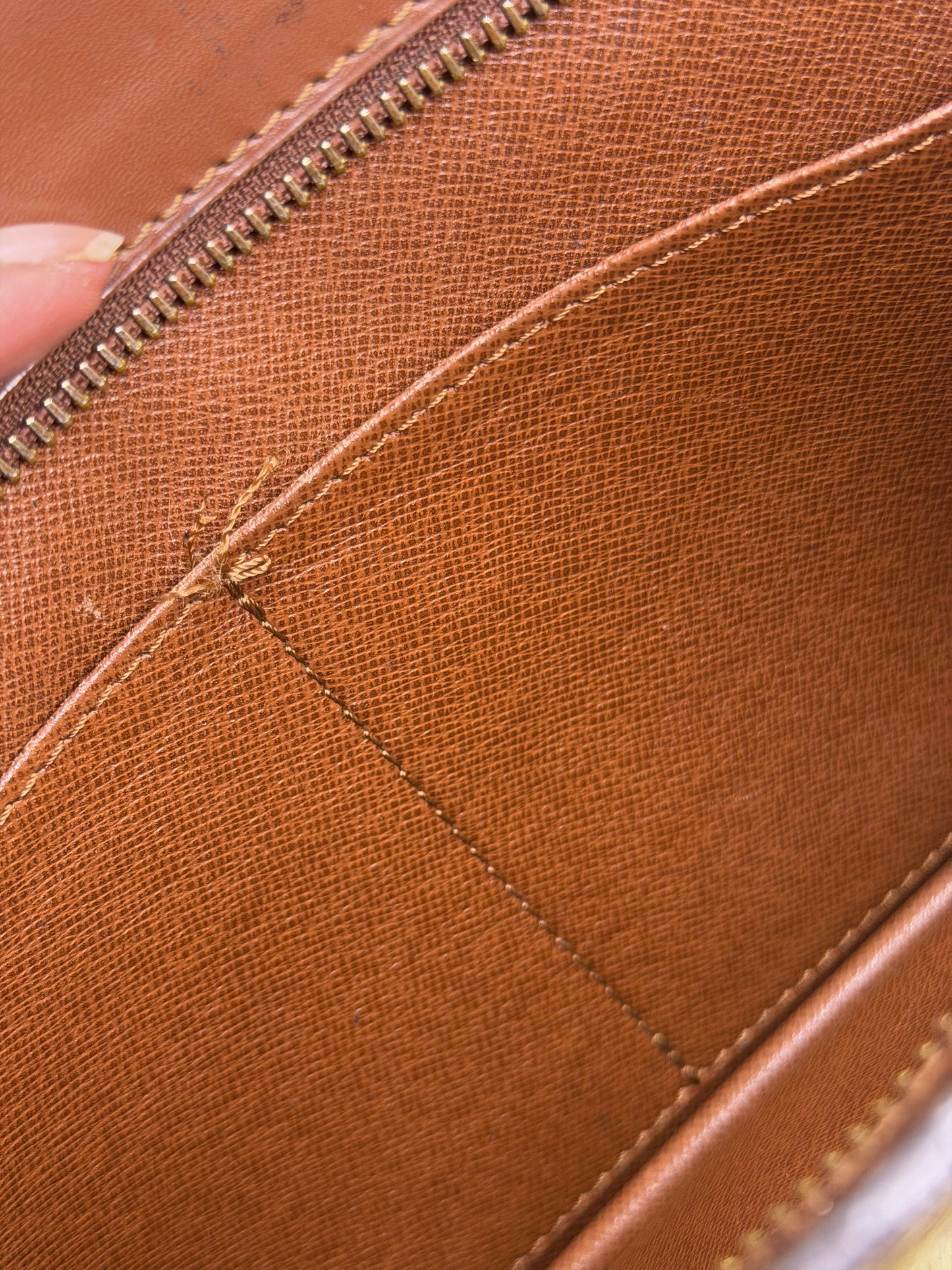 Louis Vuitton Enghien