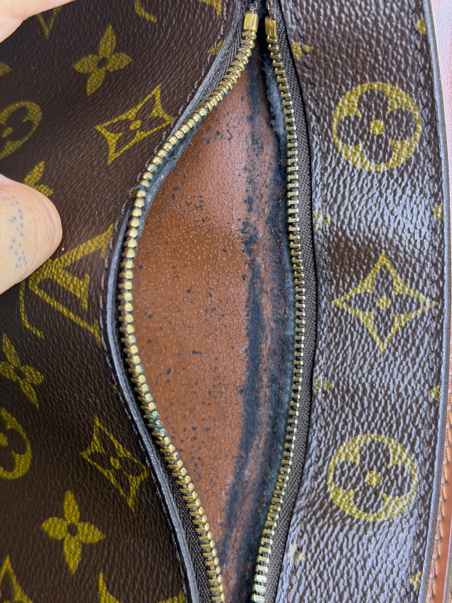 Louis Vuitton Enghien