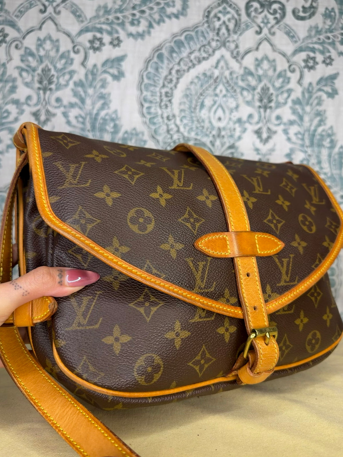 Louis Vuitton Saumur 30