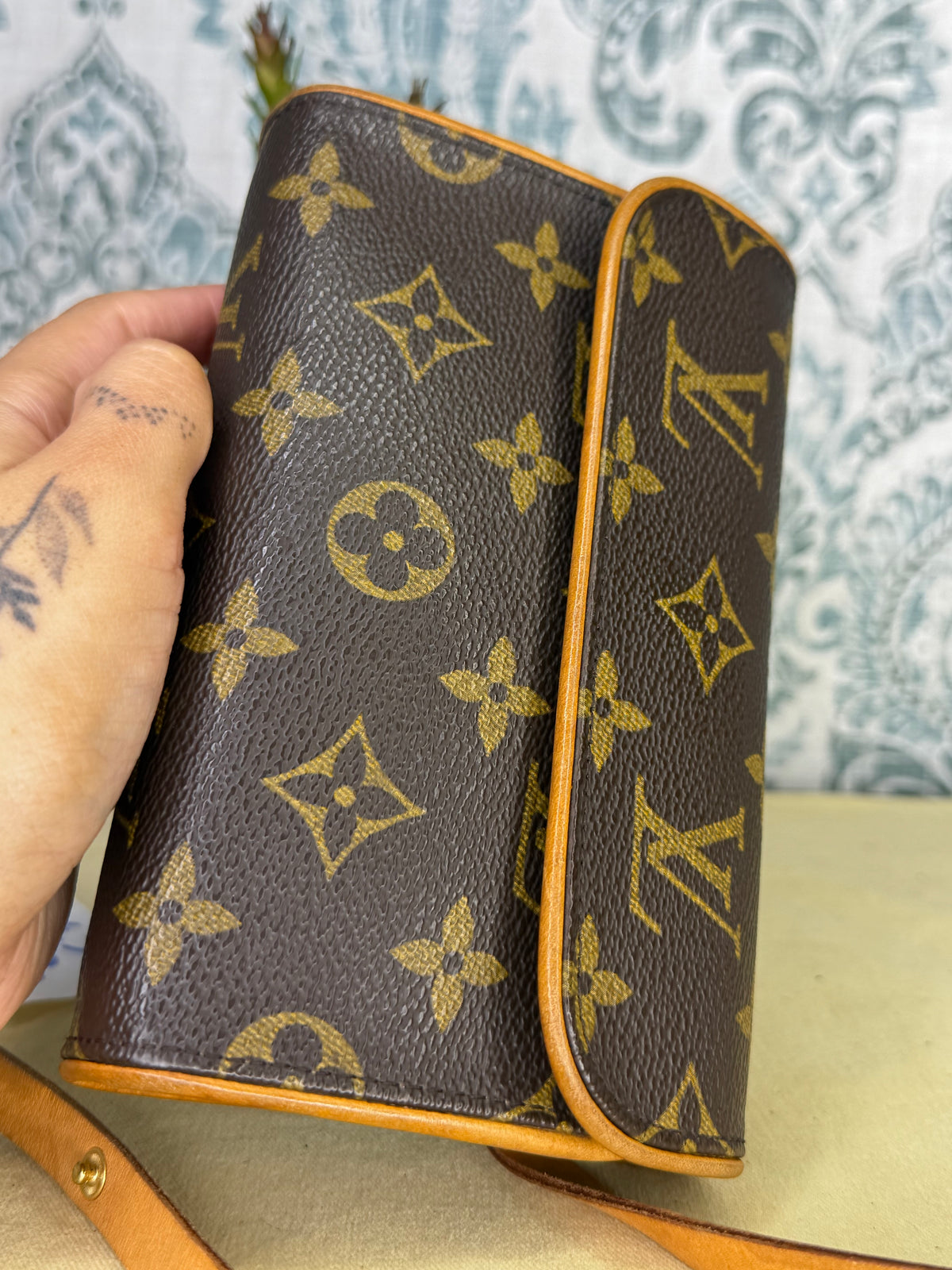 Louis Vuitton Pochette Florentine