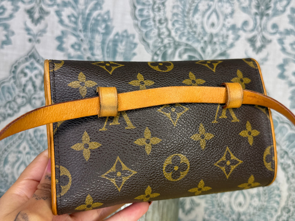 Louis Vuitton Pochette Florentine