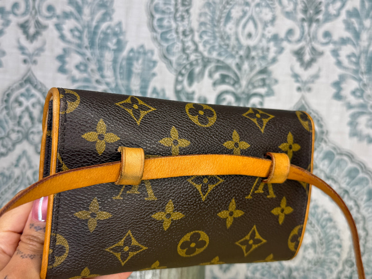 Louis Vuitton Pochette Florentine