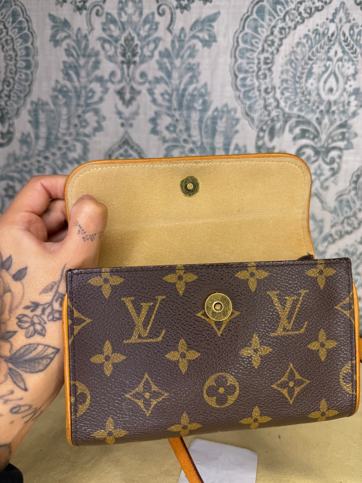 Louis Vuitton Pochette Florentine