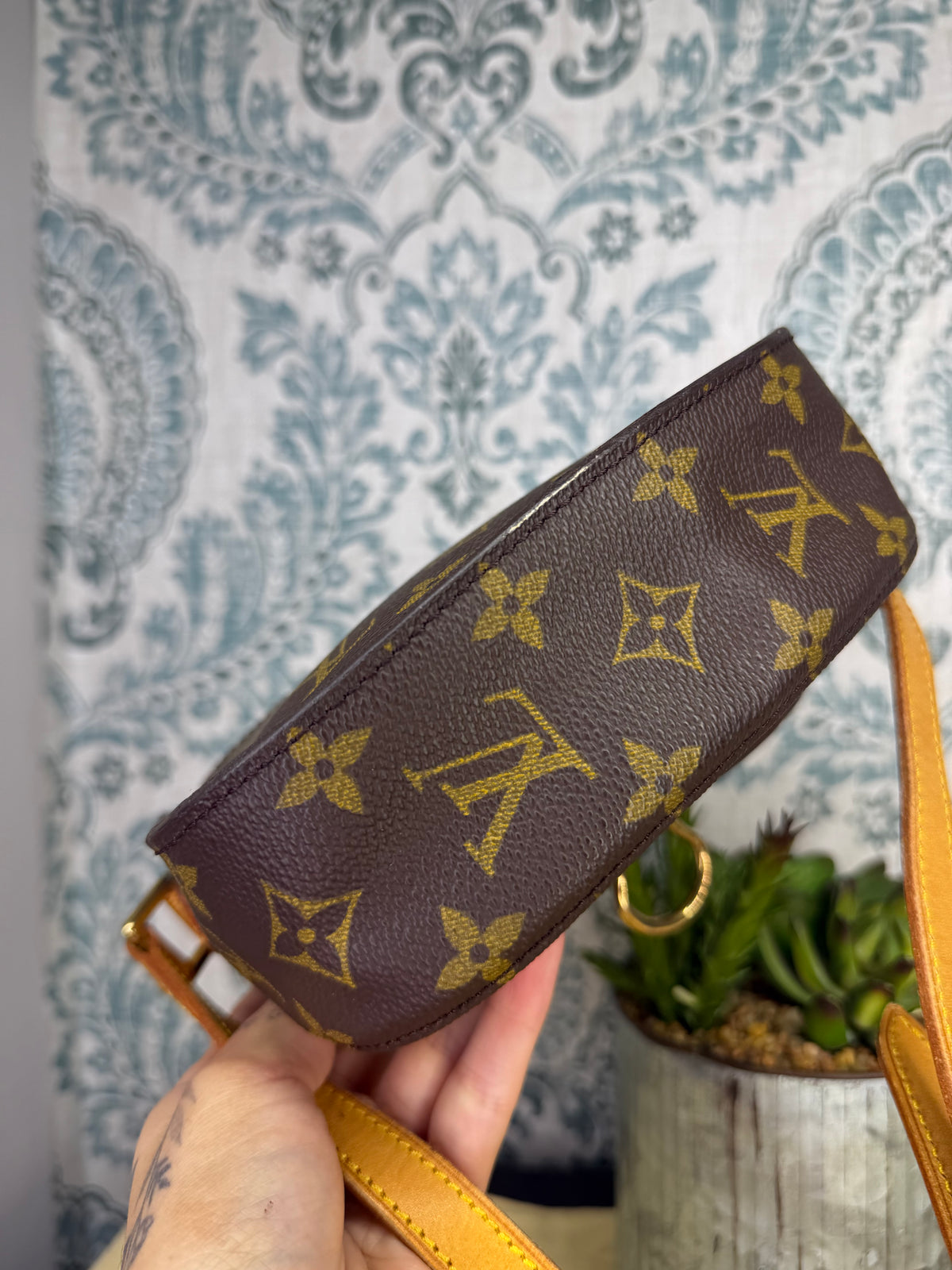 Louis Vuitton Saint Cloud PM